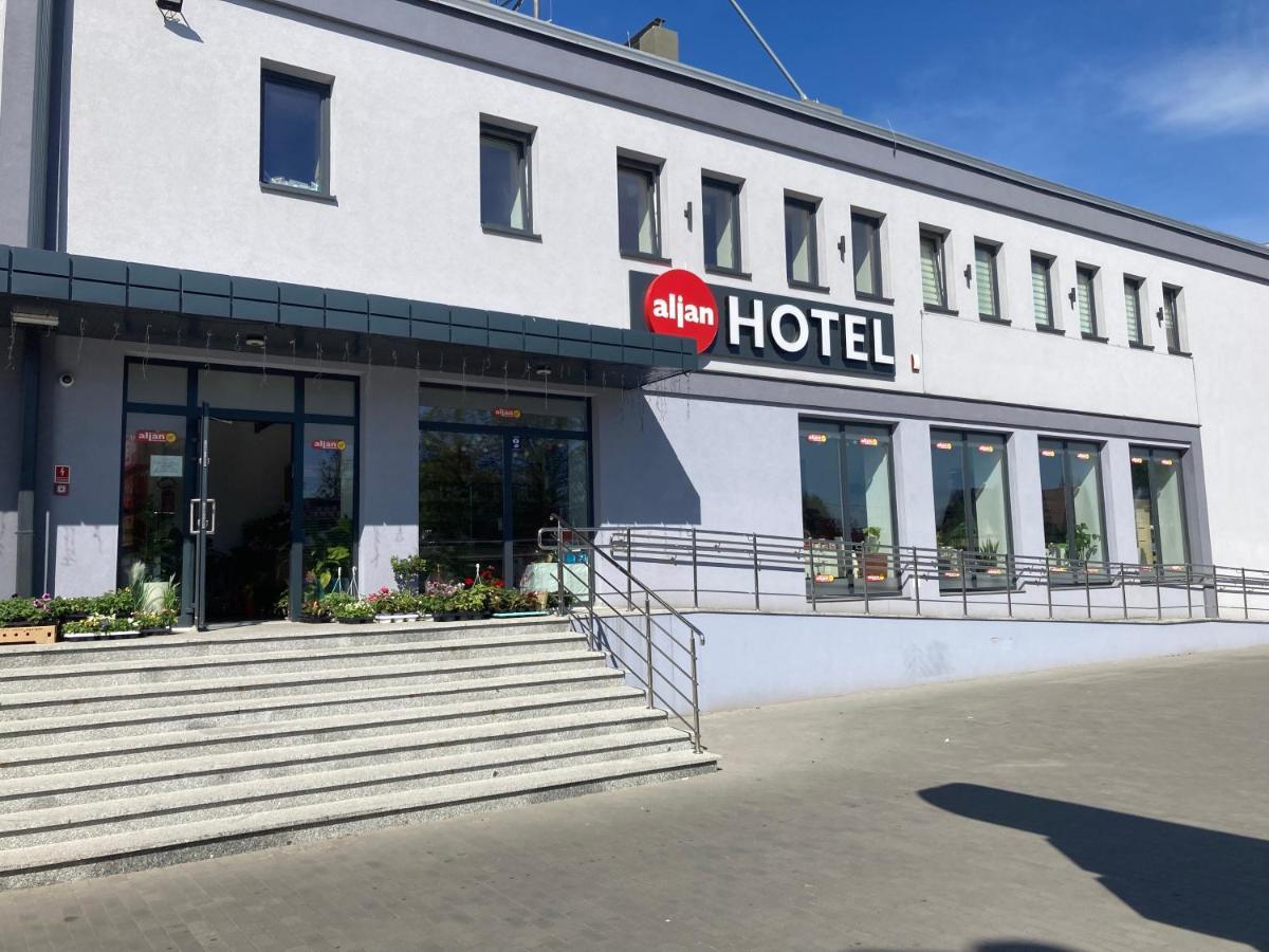 Hotel Aljan Wiazownica Kültér fotó